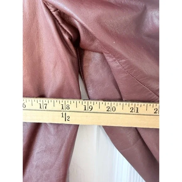 Vintage Etienne Aigner Oxblood Red Leather Short Trench Coat Sz M? - Picture 13 of 16